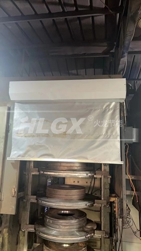多模具輪胎硫化機保溫簾